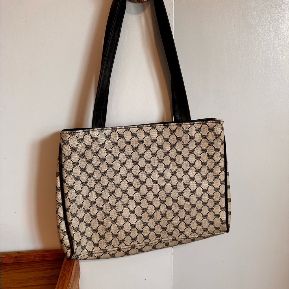 Vintage VR Classic Black and Cream Tote Bag - Picture 3 of 7